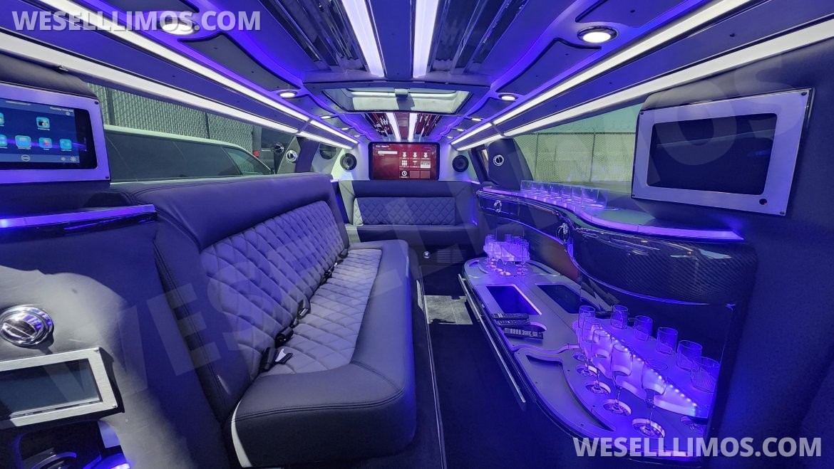 Photo of Limousine for sale: 2022 Chrysler 300 140&quot; by SPV