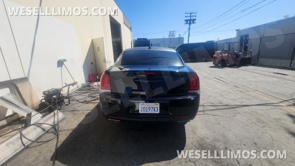 2022 SPV Chrysler 300 140" Limousine