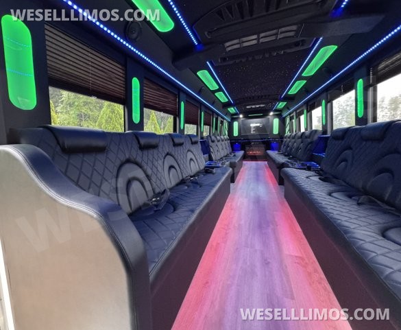 2012 Ford F750 Limo Bus