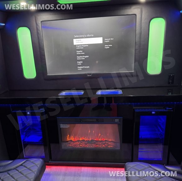 2012 Ford F750 Limo Bus