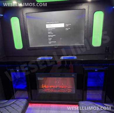 2012 Ford F750 Limo Bus