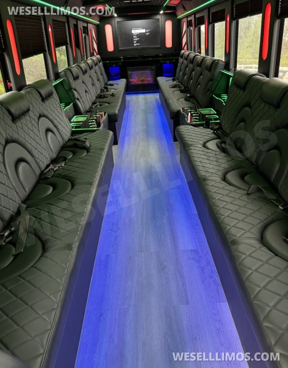 2012 Ford F750 Limo Bus