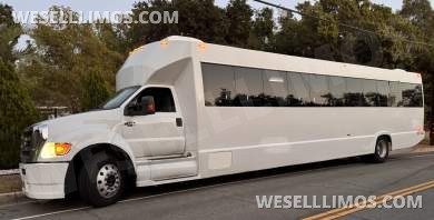 2012 Ford F750 Limo Bus