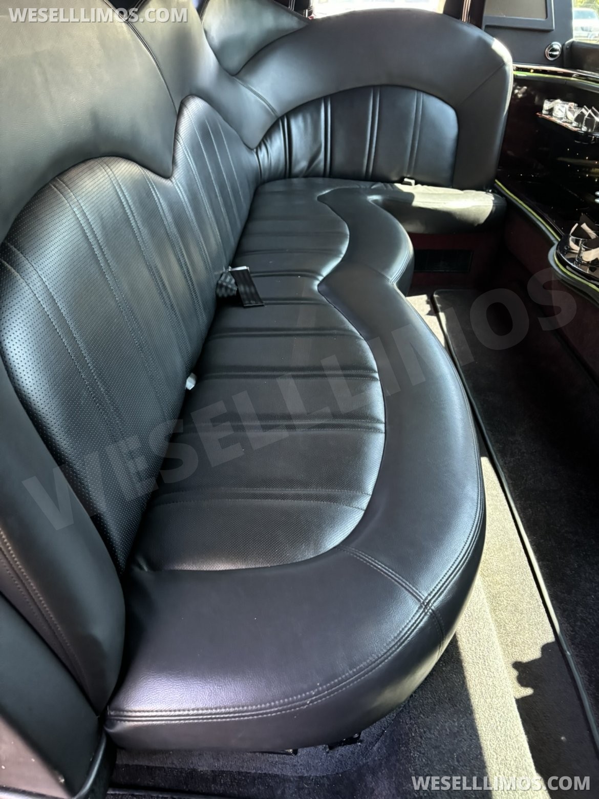 Limousine for sale: 2013 Lincoln MKT 120" by Executive Coach