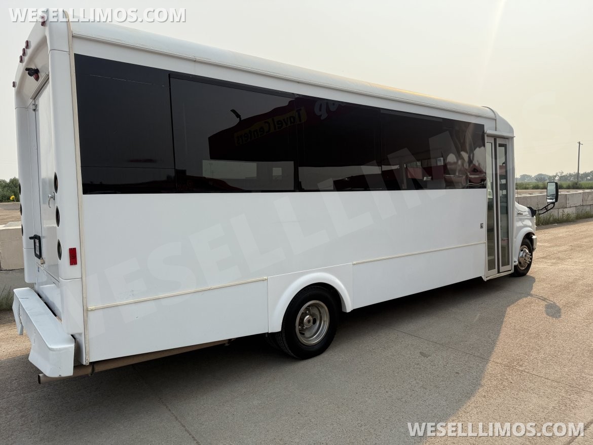 Photo of Limo Bus for sale: 2016 Ford Ford by LGE