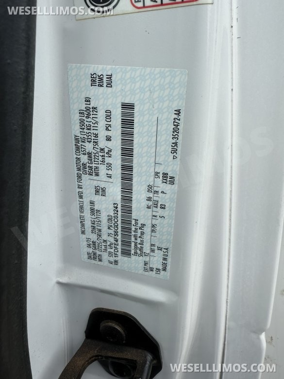 2016 LGE Ford Ford Limo Bus