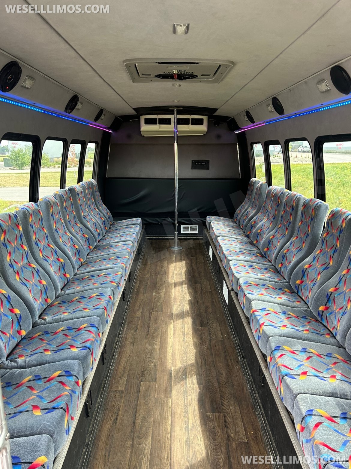 Photo of Limo Bus for sale: 2007 Chevrolet 5500