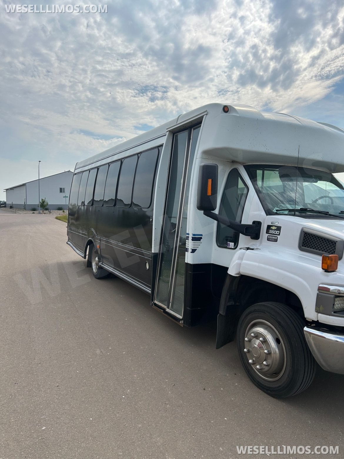 Limo Bus for sale: 2007 Chevrolet 5500