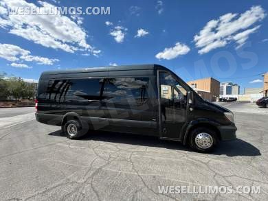 2014 Meridian/LA West Coach Builder Mercedes-Benz Sprinter