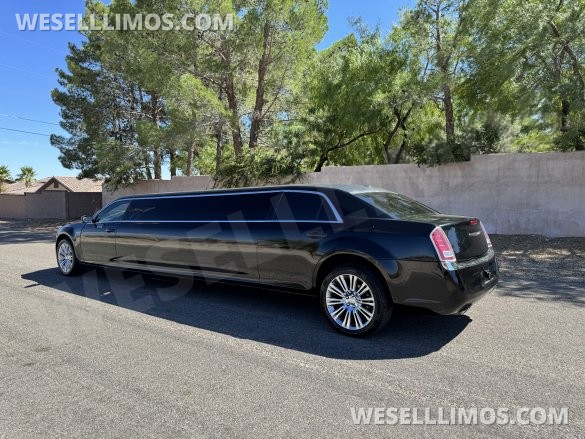 2013 Executive Coach Builder Chrysler 300 Limousine