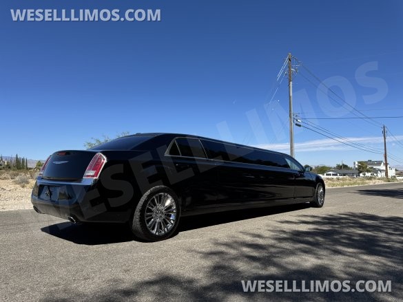 2013 Executive Coach Builder Chrysler 300 Limousine