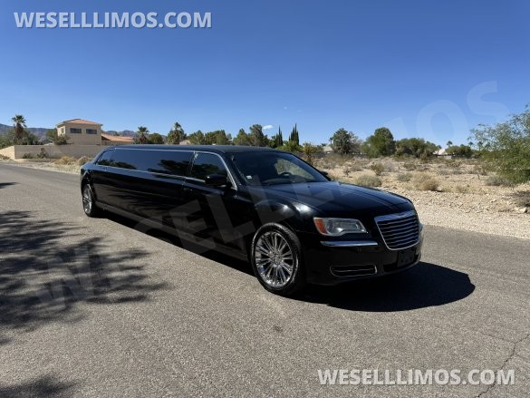 2013 Executive Coach Builder Chrysler 300 Limousine