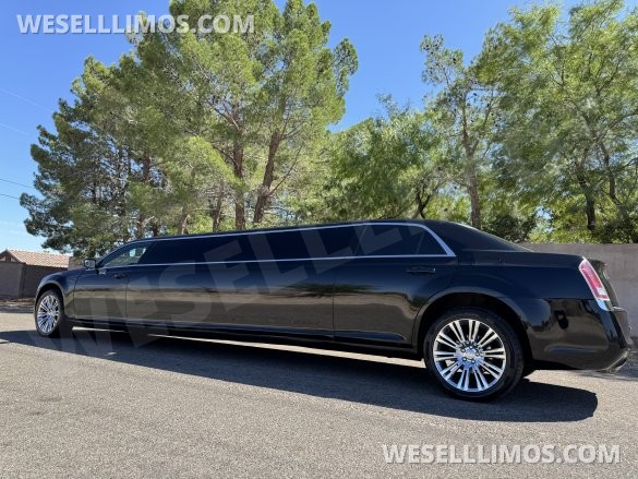 2013 Executive Coach Builder Chrysler 300 Limousine