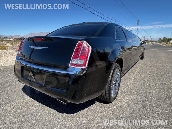 2013 Executive Coach Builder Chrysler 300 Limousine