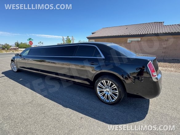 2013 Executive Coach Builder Chrysler 300 Limousine