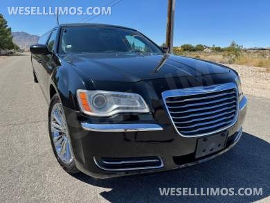 2013 Executive Coach Builder Chrysler 300 Limousine