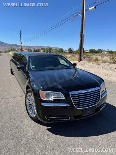 2013 Executive Coach Builder Chrysler 300 Limousine