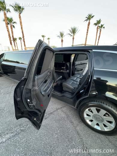 2019 Royal Coach  Lincoln MKT Limousine