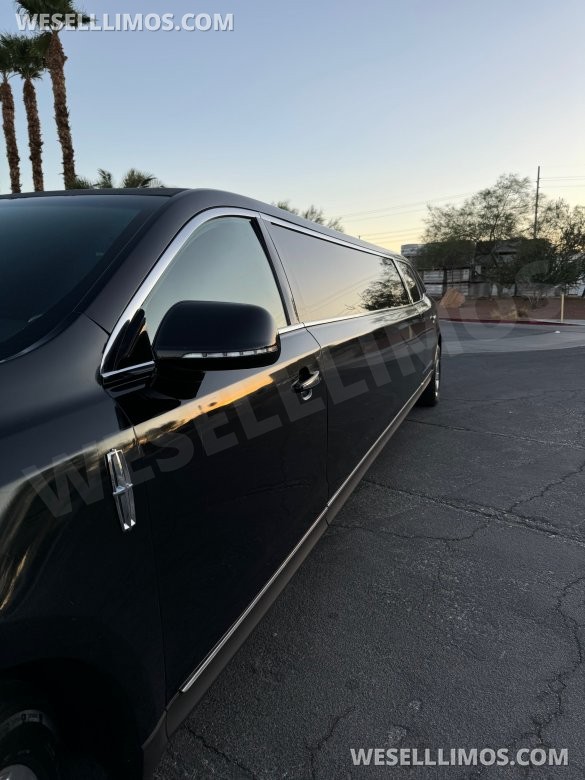 2019 Royal Coach  Lincoln MKT Limousine