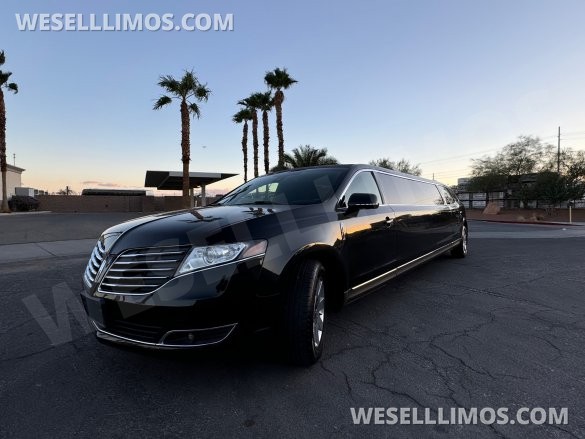 2019 Royal Coach  Lincoln MKT Limousine