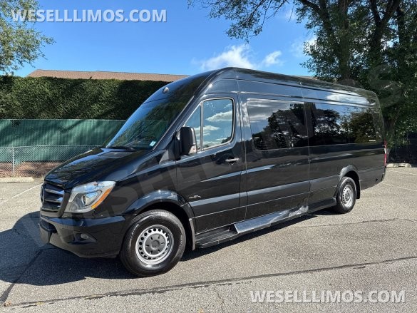 2017 Midwest Automotive Design Mercedes-Benz Sprinter Sprinter