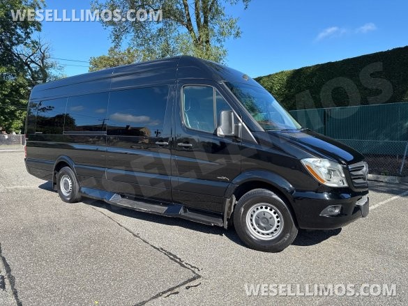 2017 Midwest Automotive Design Mercedes-Benz Sprinter Sprinter