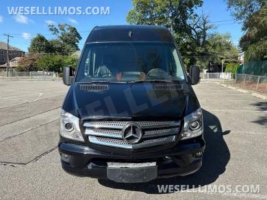 2017 Midwest Automotive Design Mercedes-Benz Sprinter Sprinter