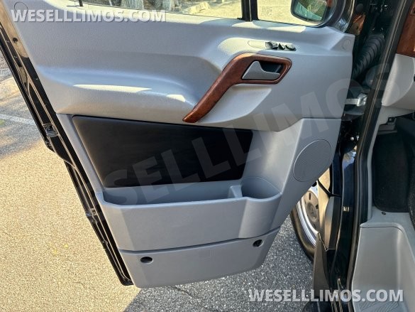 2017 Midwest Automotive Design Mercedes-Benz Sprinter Sprinter