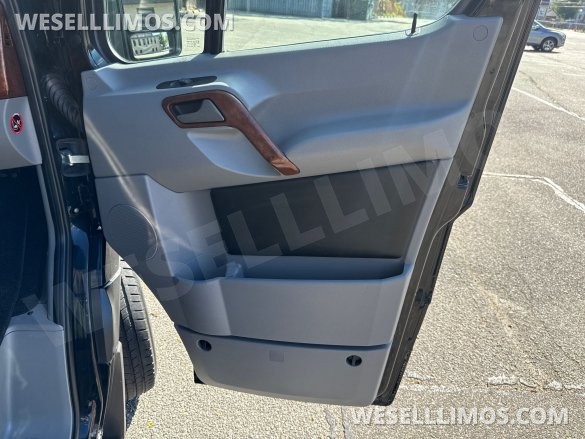 2017 Midwest Automotive Design Mercedes-Benz Sprinter Sprinter