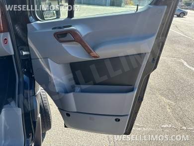 2017 Midwest Automotive Design Mercedes-Benz Sprinter Sprinter