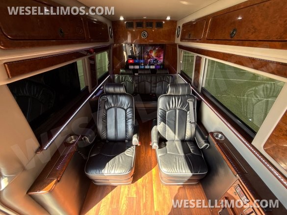 2017 Midwest Automotive Design Mercedes-Benz Sprinter Sprinter