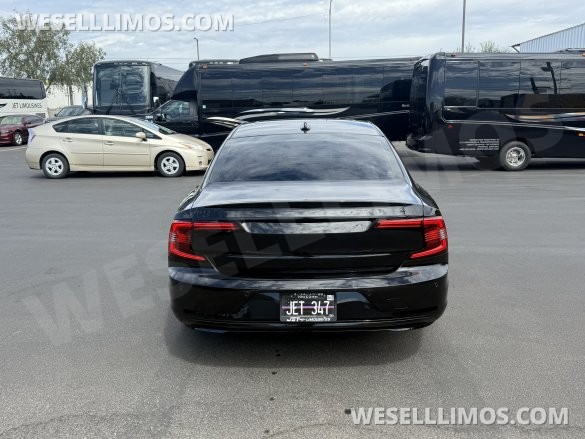 2024 Volvo S90 Livery Sedan
