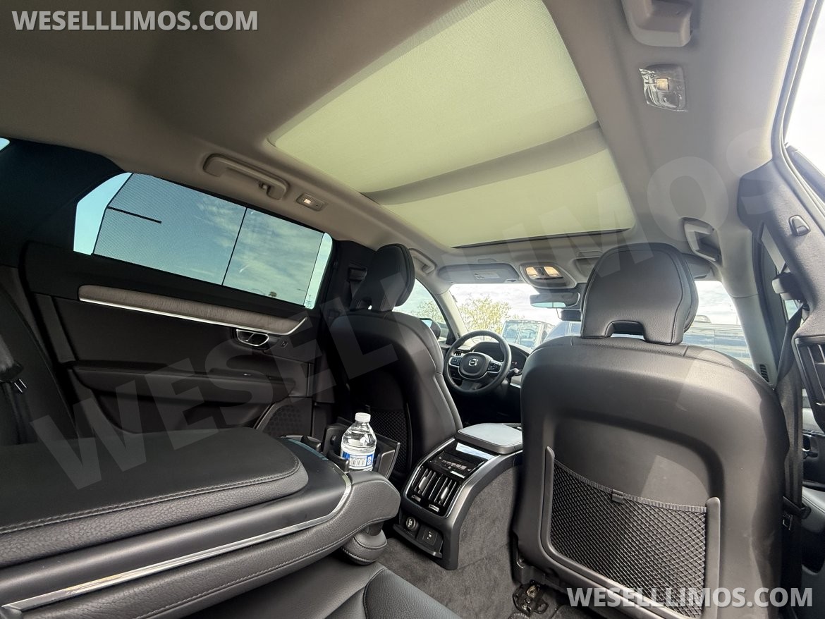 Photo of Sedan for sale: 2024 Volvo S90 Livery