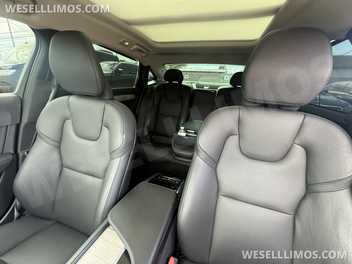 Photo of Sedan for sale: 2024 Volvo S90 Livery