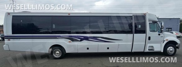 2004 Krystal  International 3200 DT530 Limo Bus
