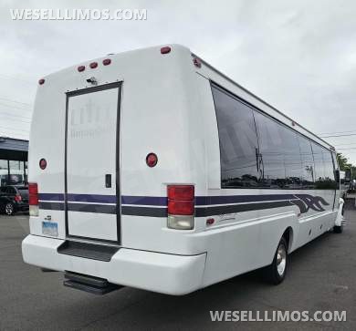 2004 Krystal  International 3200 DT530 Limo Bus