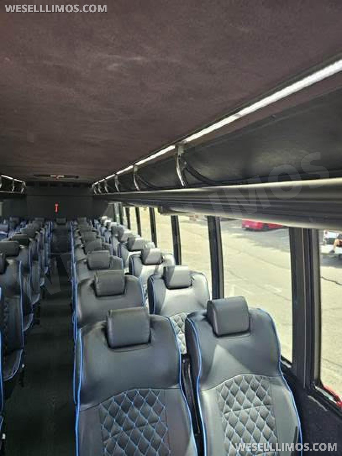 Photo of Shuttle Bus for sale: 2016 Freightliner GM40 40" by Grech