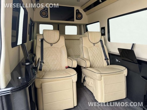 2014 Bespoke Mercedes-Benz Sprinter CEO SUV Mobile Office