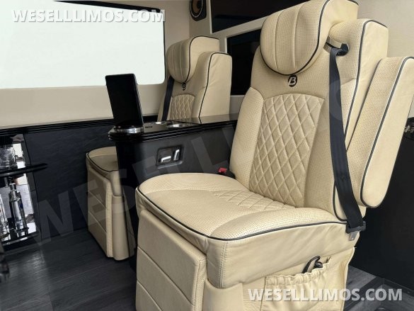 2014 Bespoke Mercedes-Benz Sprinter CEO SUV Mobile Office
