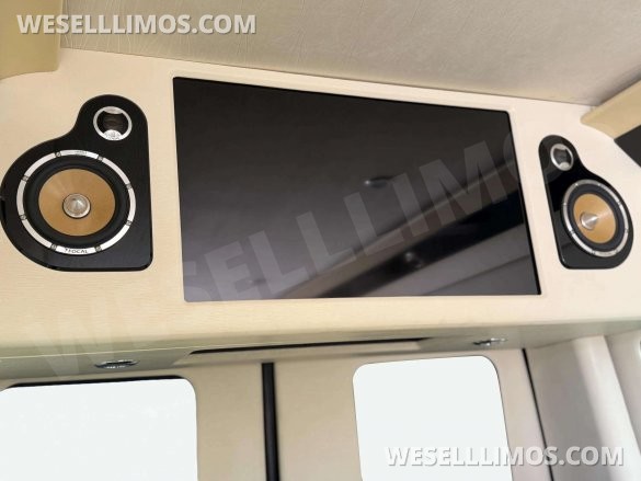 2014 Bespoke Mercedes-Benz Sprinter CEO SUV Mobile Office