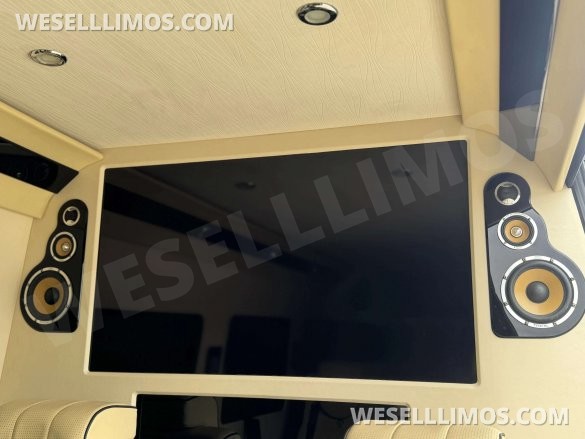 2014 Bespoke Mercedes-Benz Sprinter CEO SUV Mobile Office