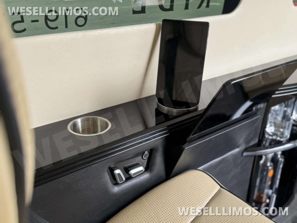 2014 Bespoke Mercedes-Benz Sprinter CEO SUV Mobile Office