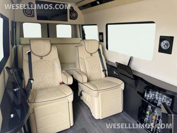 2014 Bespoke Mercedes-Benz Sprinter CEO SUV Mobile Office
