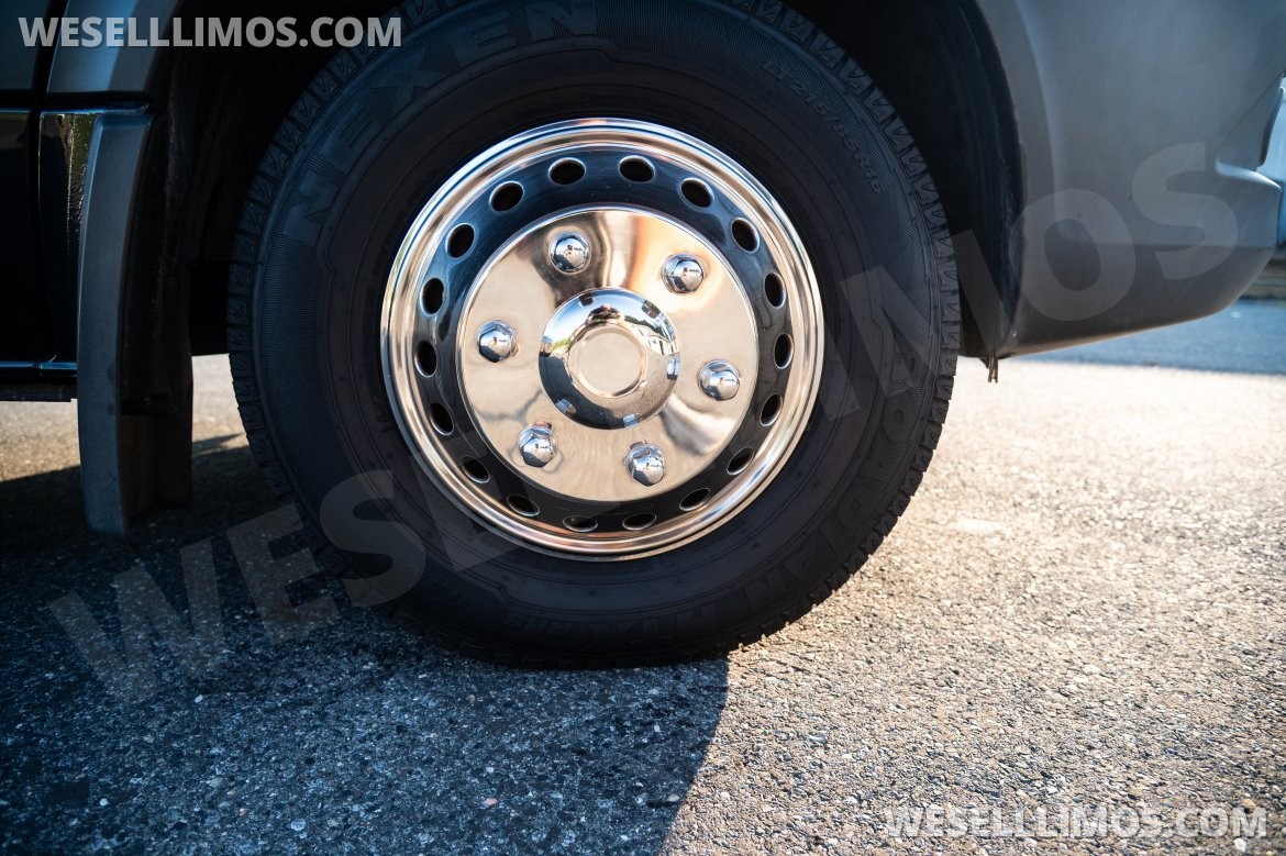 Photo of Limo Bus for sale: 2015 Mercedes-Benz Sprinter 170&quot; by Grech