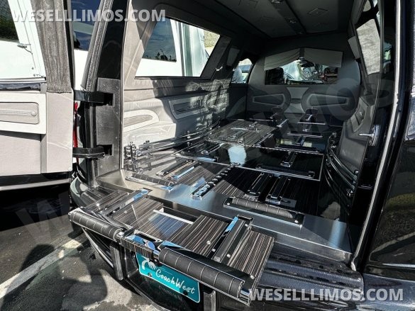 2025 MK Coach Cadillac XT6 Grand Legacy Limited