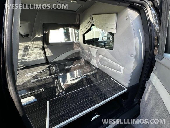 2025 MK Coach Cadillac XT6 Grand Legacy Limited