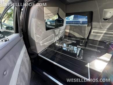 2025 MK Coach Cadillac XT6 Grand Legacy Limited