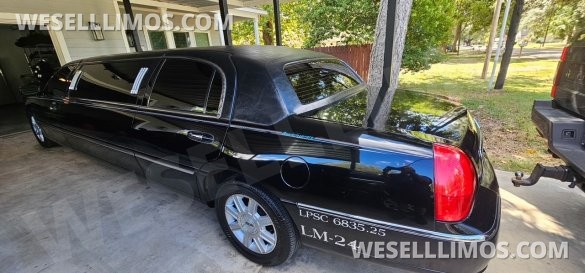 2007 6 Seater limo Lincoln Towncar Limousine Krystal Coach