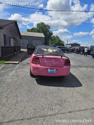 2007 Dodge Charger Limousine pink