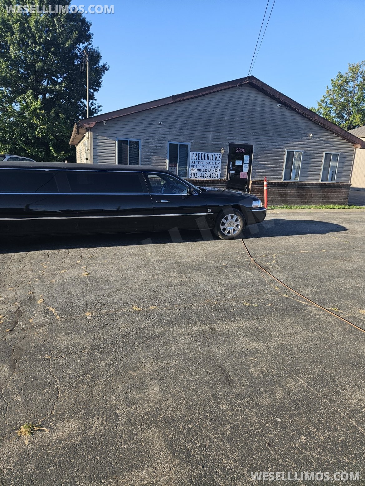 Limousine for sale: 2007 Lincoln Town Car limo 100&quot; by Same